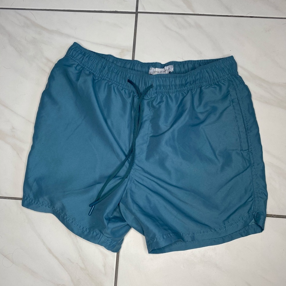 Cotton On Blue Swim Shorts

Waist Medium 32